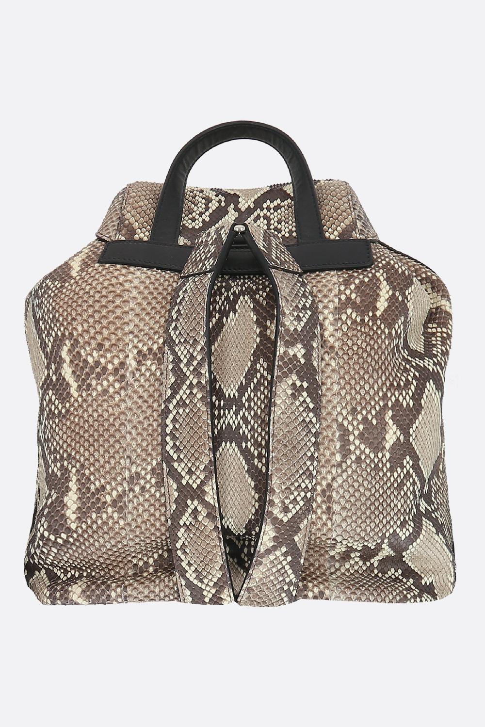 PRADA zaino small in pitone Italia