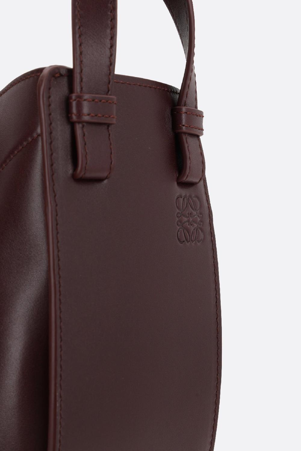 LOEWE borsa a mano Hammock Slice in pelle lucida Fino Al -60%