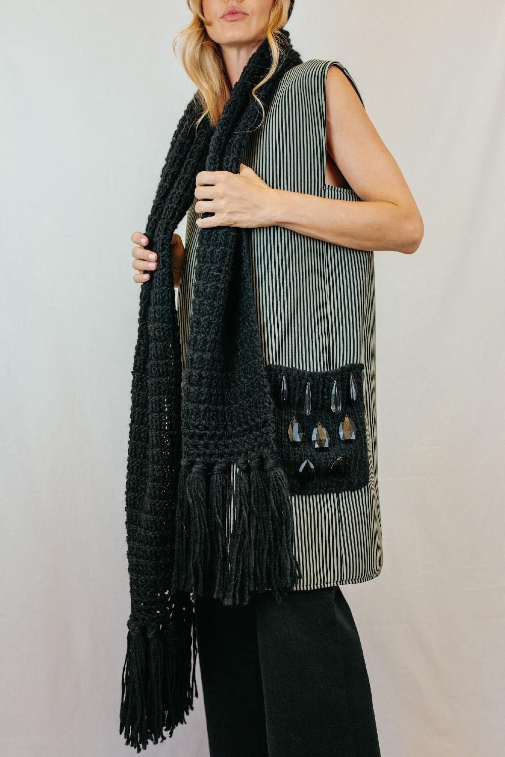 Tricot à Porter Sciarpa con bordo finale In Vendita